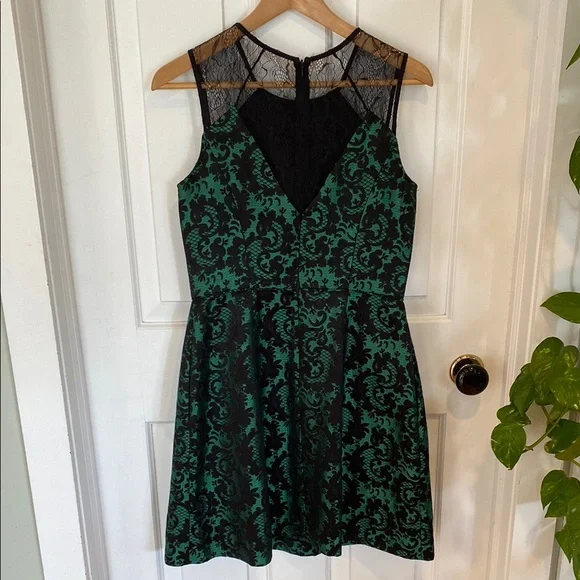 Aidan Mattox Floral Embroidered Lace Green and Black Mini Dress Paisley Formal - Picture 3 of 12